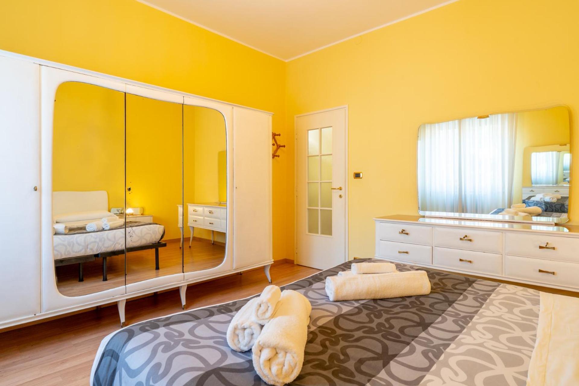 Spacious Apartment At Como Lake Mandello del Lario Exterior foto